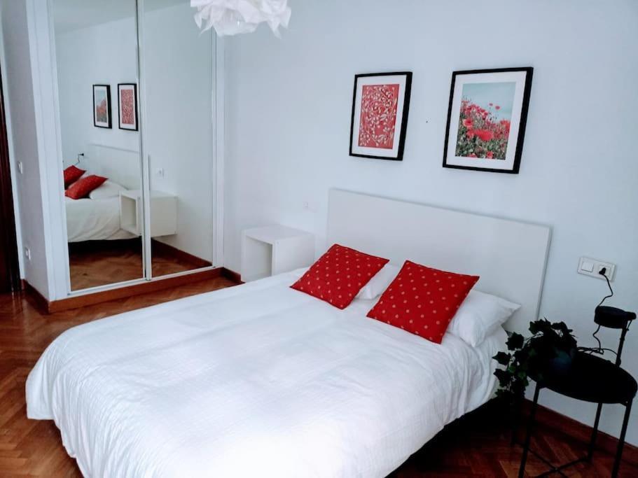 오비에도 Apartamento Entre Estaciones 아파트 외부 사진